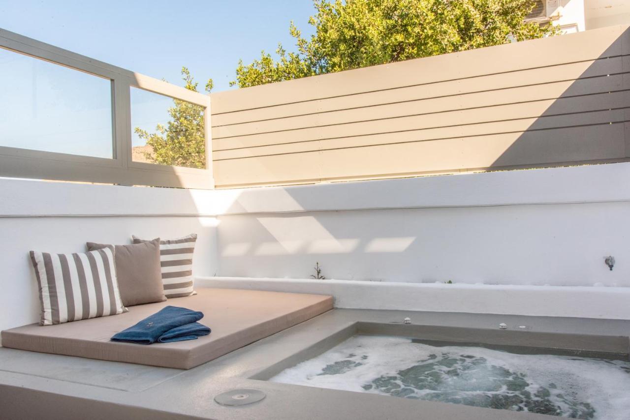 Lithos Luxury Suites Tínos المظهر الخارجي الصورة